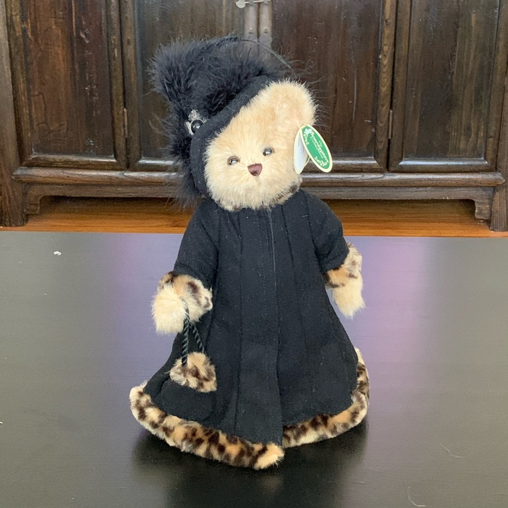 Bearington Bears #1780 - Sabrina 14” Plush Bear - 2006